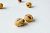 ピーナッツの豆菓子塩味サマー豆味（とみ）さん